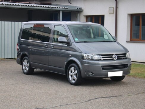 Volkswagen Multivan MPV 2,0 l 103 kw