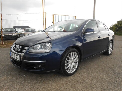 Volkswagen Jetta Sedan / Limuzína 2,0 l 125 kw