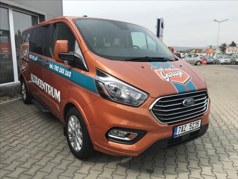 Ford Tourneo Custom Kombi 2,0 l 96 kw