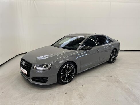 Audi S8 Sedan / Limuzína 4,0 l 445 kw