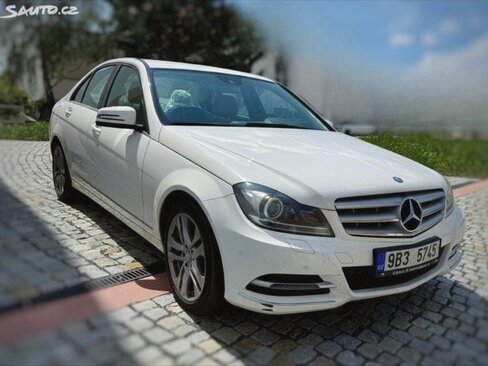 Mercedes-Benz Třídy C Sedan / Limuzína 2,1 l 125 kw