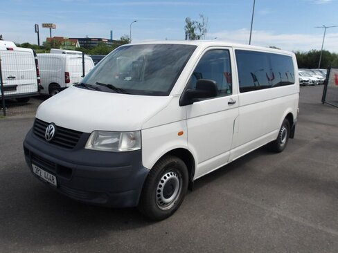 Volkswagen Transporter Skříň 2,5 l 96 kw
