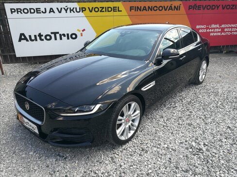 Jaguar XE Sedan / Limuzína 2,0 l 184 kw