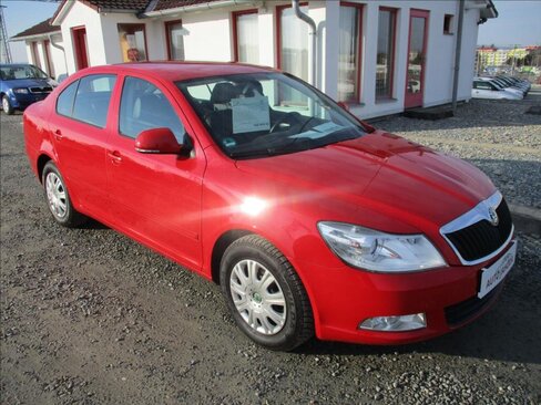 Škoda Octavia Sedan / Limuzína 1,4 l 90 kw