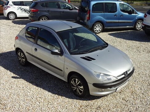 Peugeot 206 Hatchback 1,1 l 44 kw
