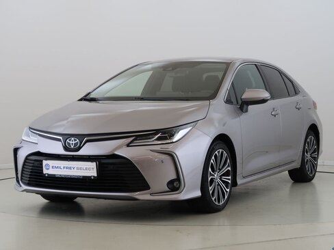 Toyota Corolla Sedan / Limuzína 1,6 l 97 kw