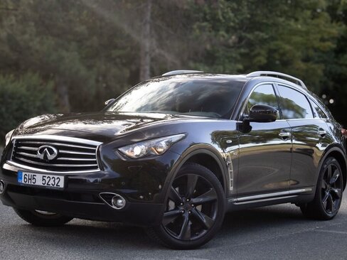 Infiniti QX70 SUV / Terénní 5,0 l 287 kw