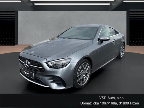 Mercedes-Benz Třídy E Kupé 2,0 l 145 kw