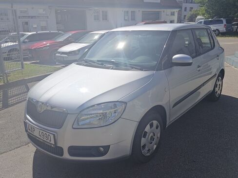 Škoda Fabia Hatchback 1,2 l 44 kw