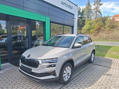 Škoda Karoq SUV / Terénní 1,5 l 110 kw