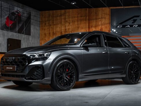 Audi SQ8 SUV / Terénní 4,0 l 373 kw