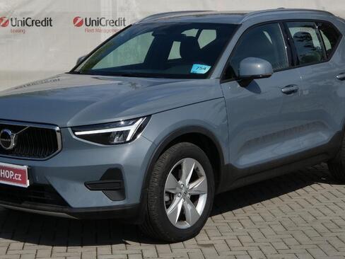 Volvo XC40 SUV / Terénní 2,0 l 120 kw
