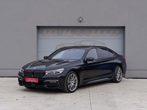 BMW Řada 7 Sedan / Limuzína 3,0 l 294 kw