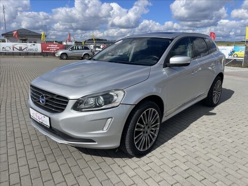 Volvo XC60 SUV / Terénní 2,4 l 133 kw