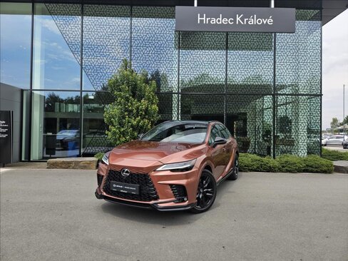 Lexus RX 500h SUV / Terénní 2,4 l 273 kw
