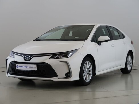 Toyota Corolla Sedan / Limuzína 1,5 l 92 kw
