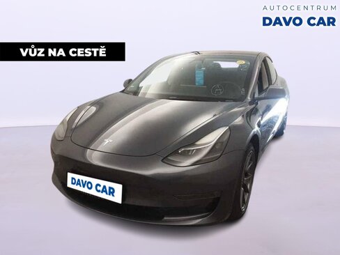 Tesla Model 3 Sedan / Limuzína 0,0 366 kw