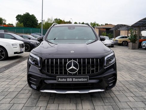 Mercedes-Benz GLB SUV / Terénní 2,0 l 225 kw