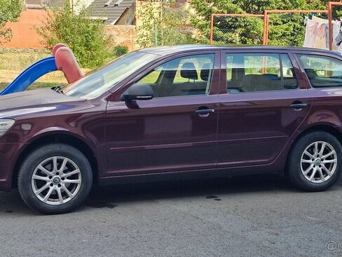 Škoda Octavia Kombi 0,0 77 kw