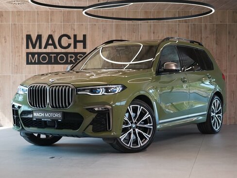 BMW X7 SUV / Terénní 4,4 l 390 kw