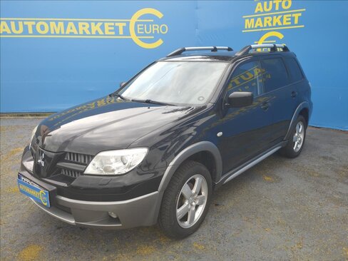 Mitsubishi Outlander SUV / Terénní 2,4 l 118 kw