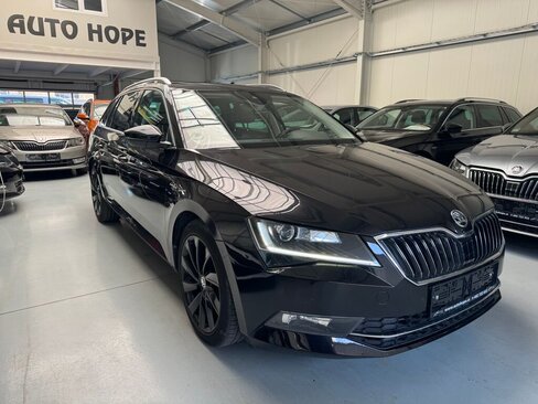 Škoda Superb Kombi 2,0 l 140 kw