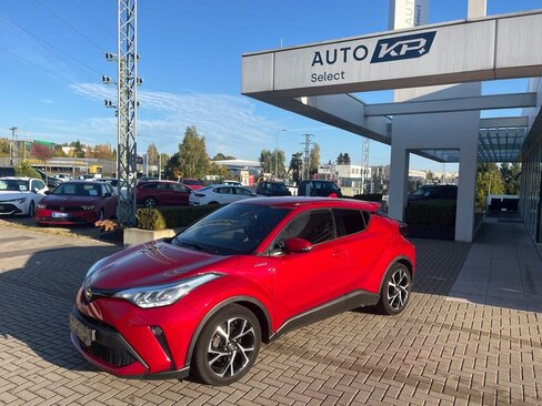 Toyota C-HR SUV / Terénní 1,8 l 72 kw