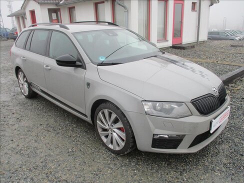 Škoda Octavia Kombi 2,0 l 135 kw