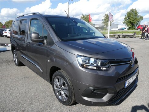 Toyota ProAce City Verso Kombi 1,2 l 96 kw