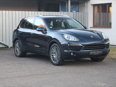 Porsche Cayenne SUV / Terénní 4,1 l 281 kw
