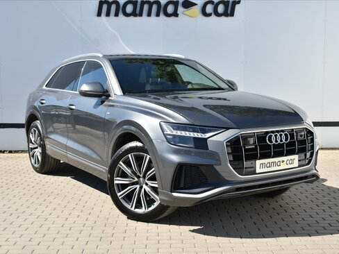 Audi Q8 SUV / Terénní 3,0 l 210 kw