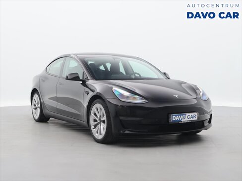 Tesla Model 3 Sedan / Limuzína 0,0 340 kw