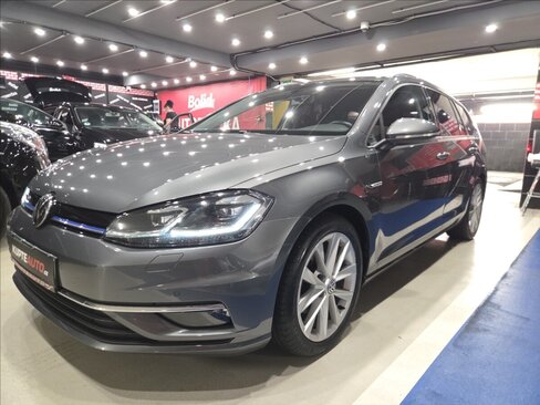 Volkswagen Golf Kombi 1,5 l 96 kw