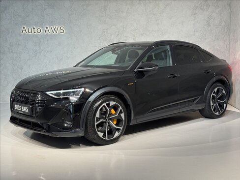 Audi e-tron SUV / Terénní 0,0 370 kw
