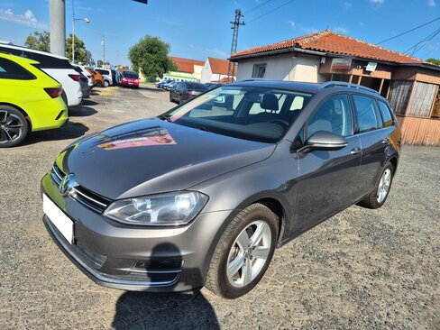Volkswagen Golf Kombi 1,6 l 81 kw