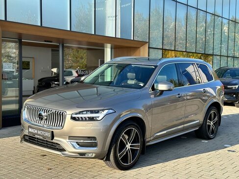 Volvo XC90 SUV / Terénní 2,0 l 173 kw