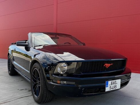 Ford Mustang Kabriolet 0,0 154 kw