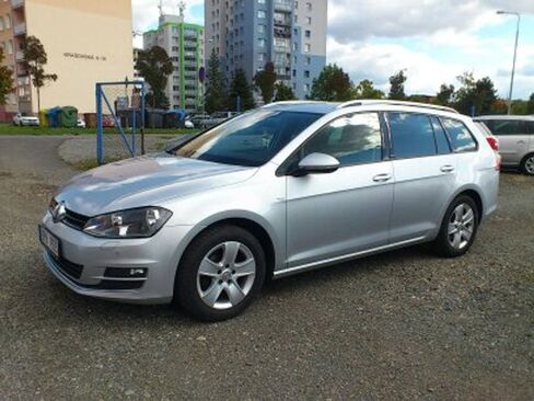 Volkswagen Golf Kombi 1,6 l 81 kw
