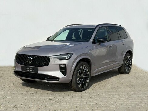 Volvo XC90 SUV / Terénní 2,0 l 299 kw