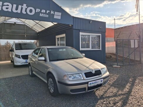 Škoda Octavia Sedan / Limuzína 2,0 l 85 kw