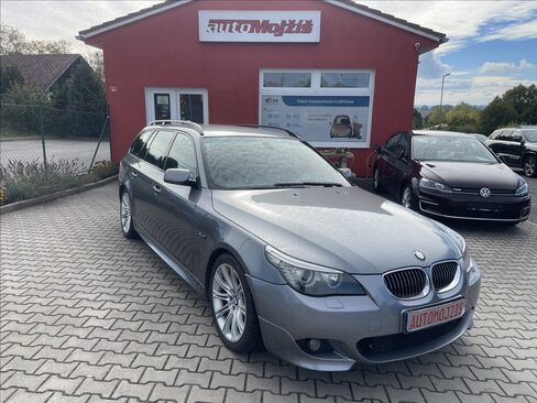 BMW Řada 5 Kombi 3,0 l 173 kw