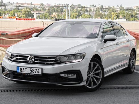 Volkswagen Passat Sedan / Limuzína 2,0 l 140 kw