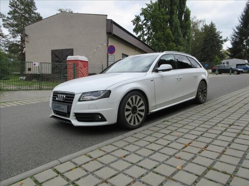 Audi A4 Kombi 2,0 l 155 kw