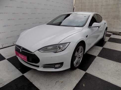 Tesla Model S Hatchback 0,0 568 kw