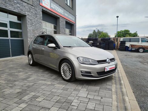 Volkswagen Golf Kombi 2,0 l 110 kw