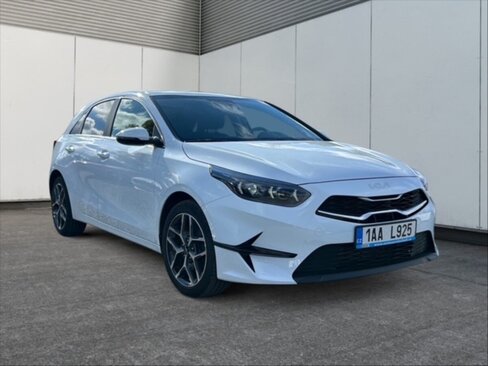 KIA Ceed Hatchback 1,5 l 117 kw