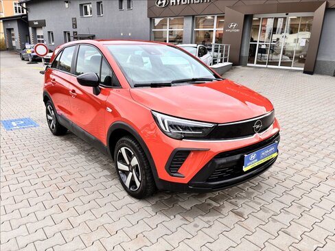 Opel Crossland SUV / Terénní 1,2 l 81 kw