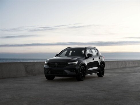 Volvo XC40 SUV / Terénní 2,0 l 145 kw