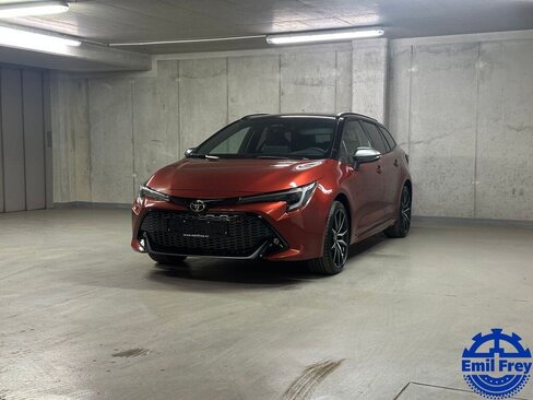 Toyota Corolla Kombi 2,0 l 144 kw