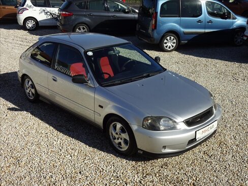 Honda Civic Hatchback 1,6 l 118 kw